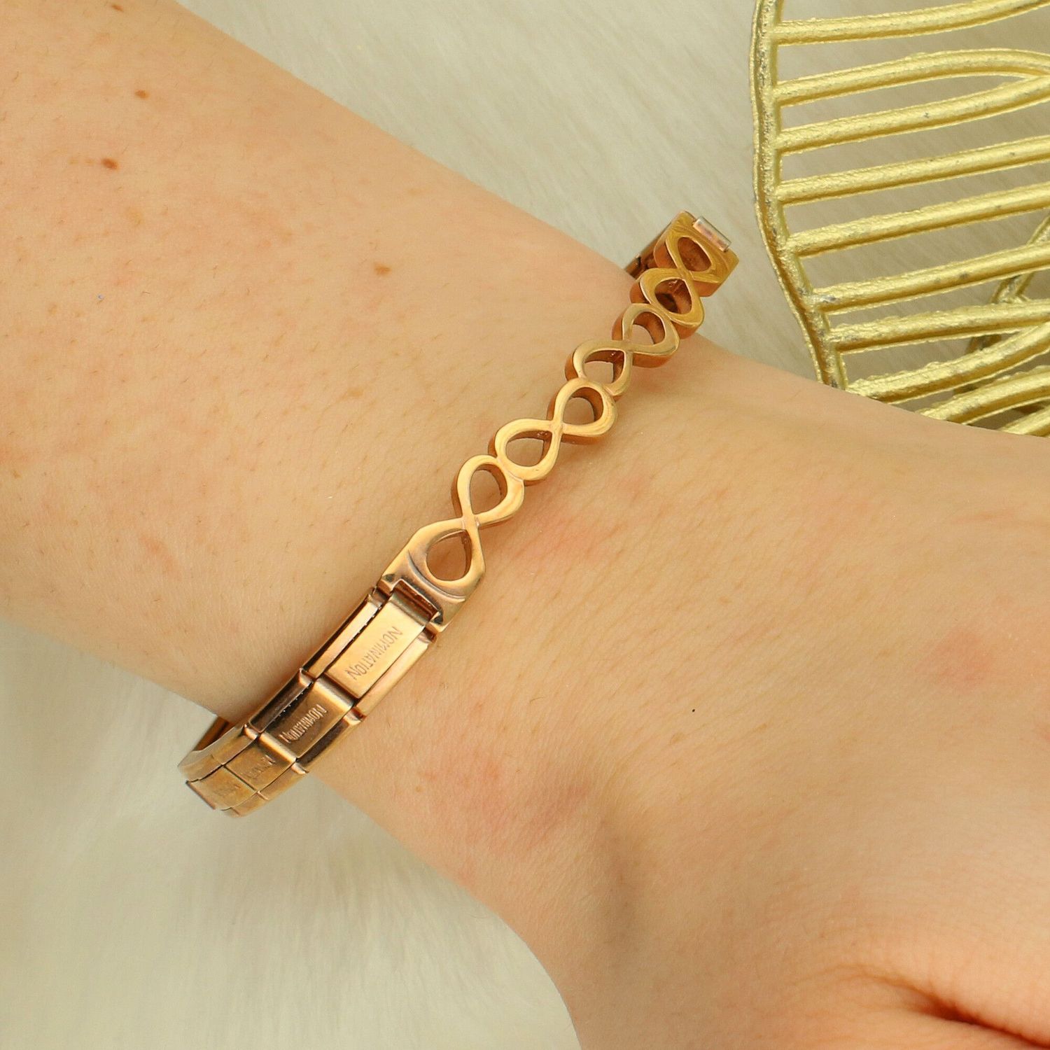 Bransoleta Nomination 021111010 0.jpg